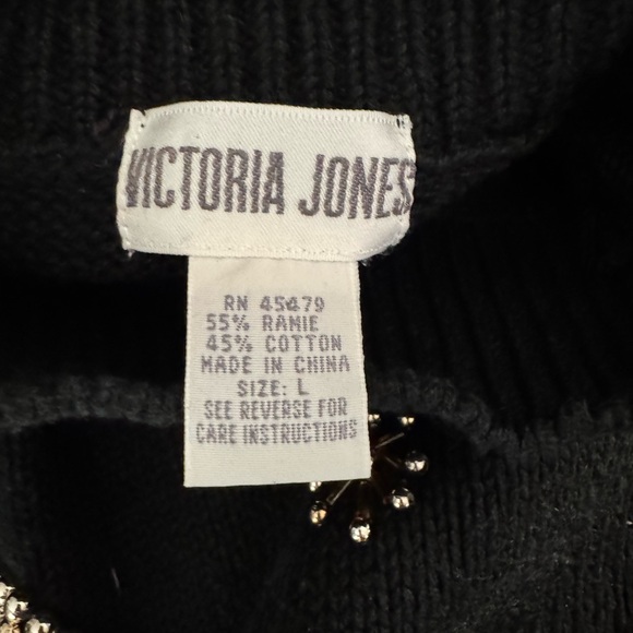 Vintage Victoria Jones Black Beaded Sweater, size Large - Picture 5 of 13